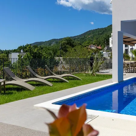 Vila Casa Fani