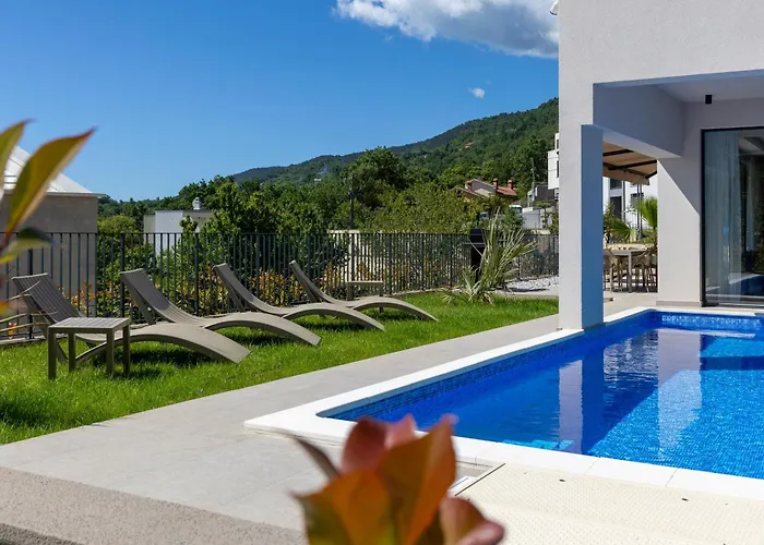 Vila Casa Fani